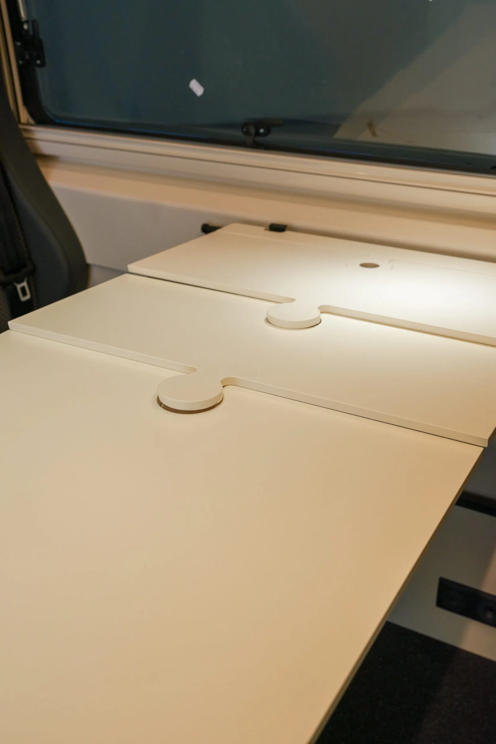 Tourne Select - Puzzle to enlarge the table
