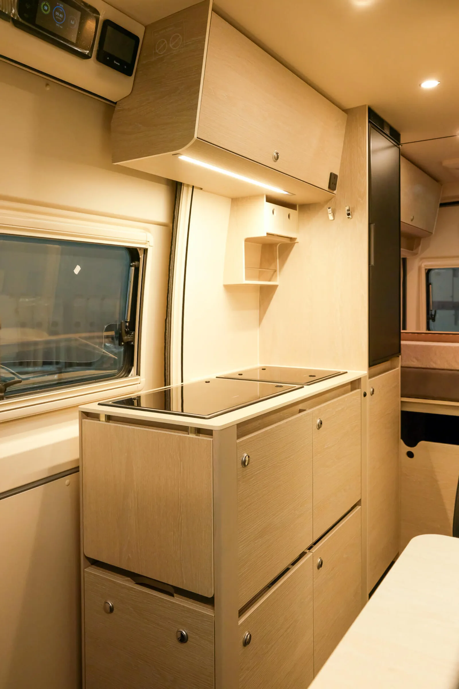 Tourne Cruise - Kitchen counter